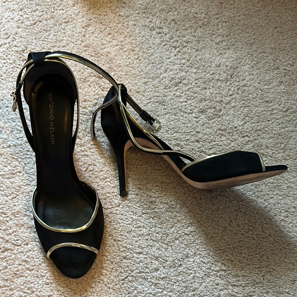 Antonio Melani Black and Gold Women's suede and leather Heels size 9.5